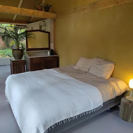 아파트 Hofjes Tuinkamer Putte